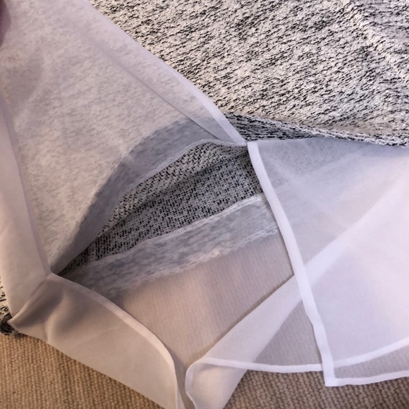 Sweater - Picture 5 of 6